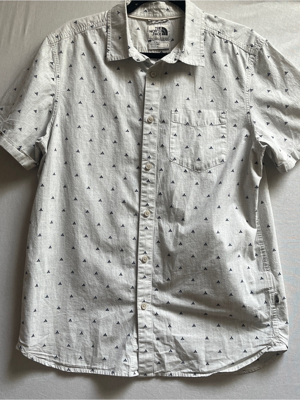 The North Face Men's Short-Sleeve Button-Up Micro Print Shirt L